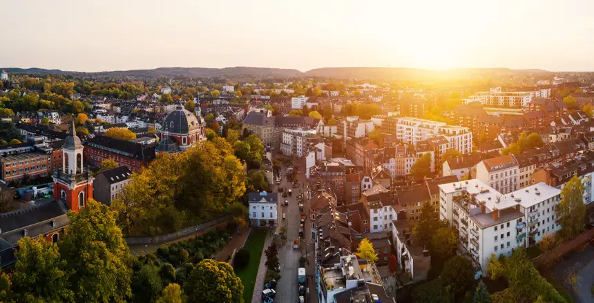 Panorama von Aachen in der Dämmerung