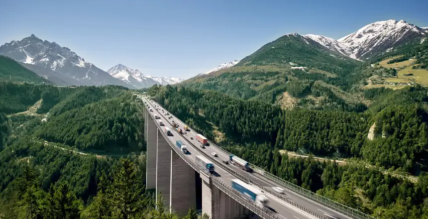 Mautpflichtige Autobahnbrücke in Österreich