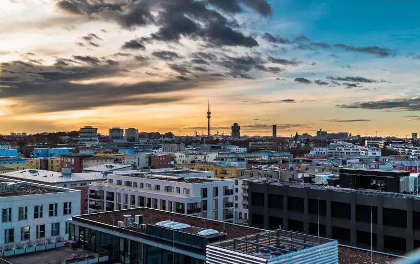 stadt münchen, dichte besiedelung, hauserbauten der metropole