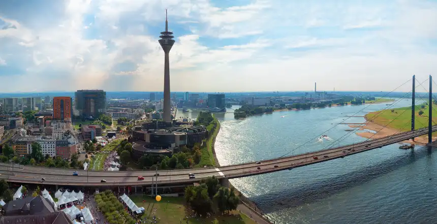 düsseldorf stadt panorama