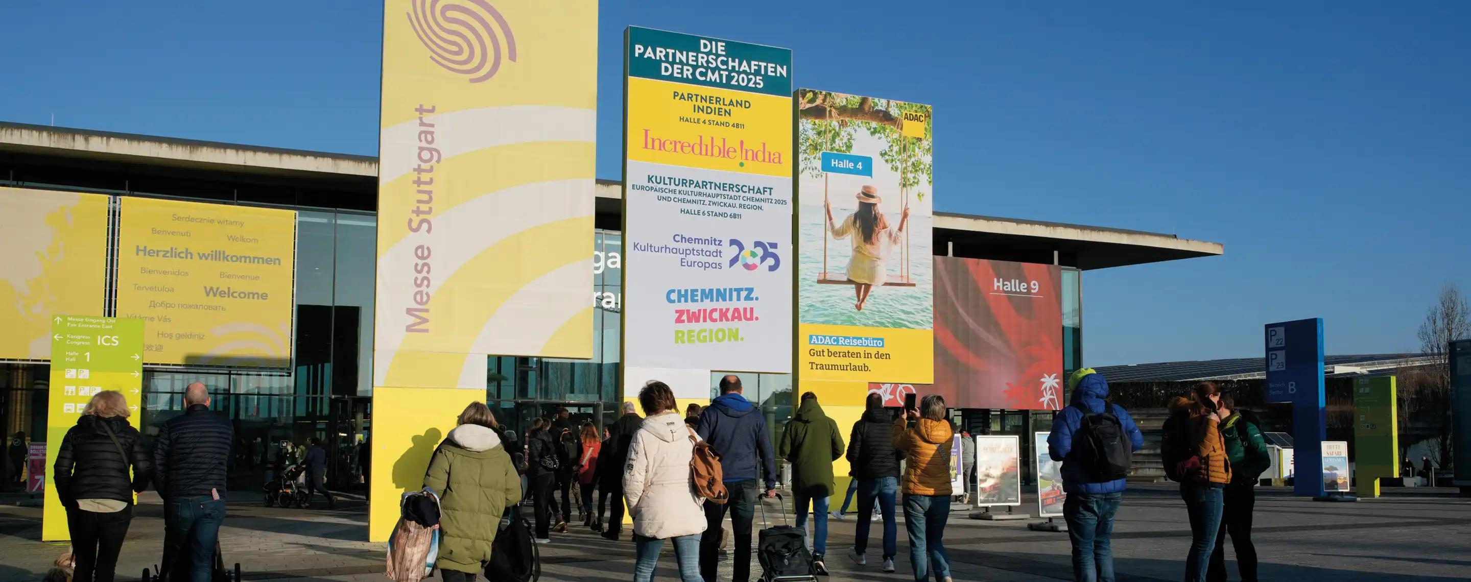 Eingangsbereich der CMT Messe Stuttgart, 2025