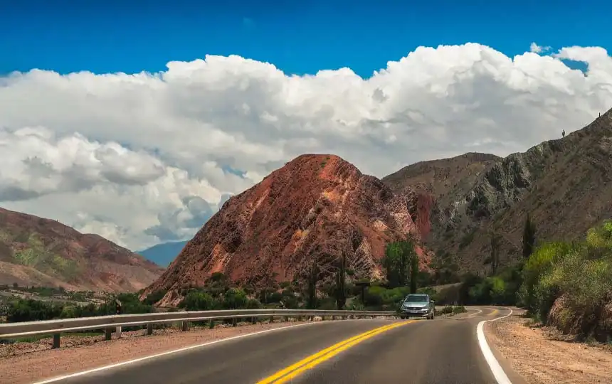Bunte Berge in Jujuy in Argentinien