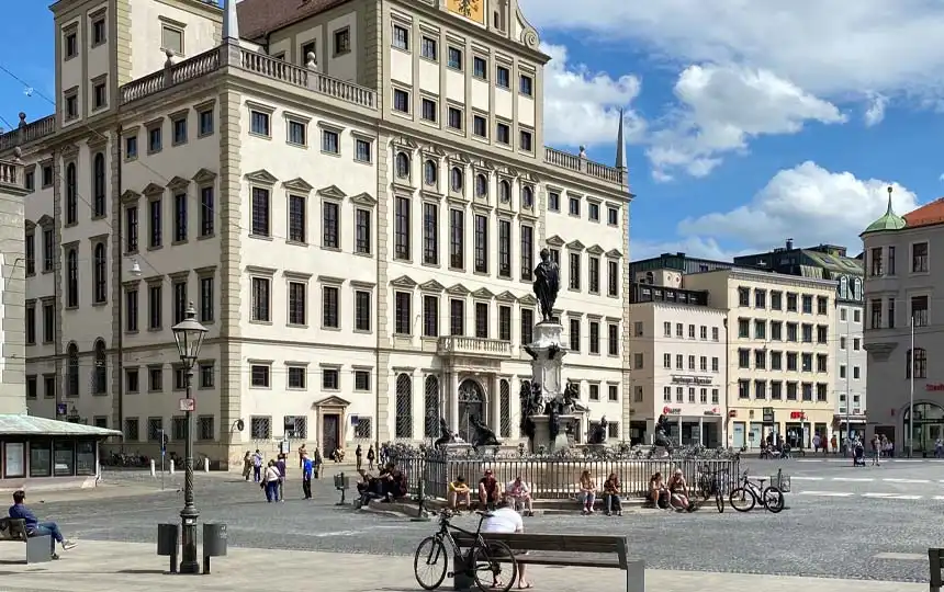 Rathausplatz in Augsburg