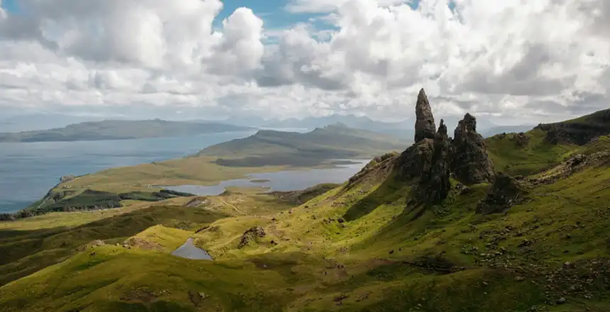 schottland-isle-of-skye-felsformation-the-storr Felsformation Old Man of Storr auf der Isle of Skye, Schottland