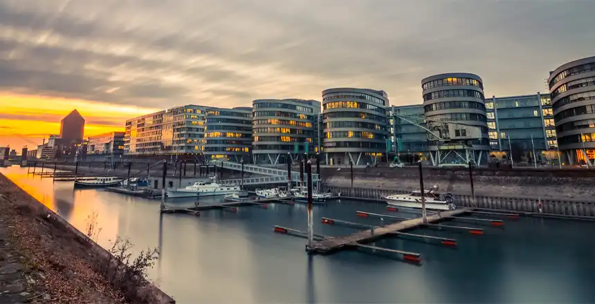Panorama des Kanalufers, Innerer Hafen Duisburg