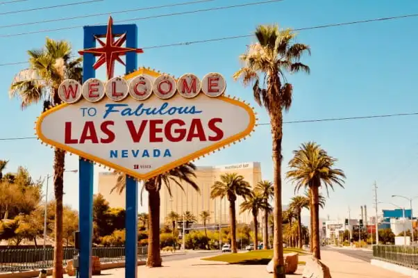 las vegas usa grant cai unsplash