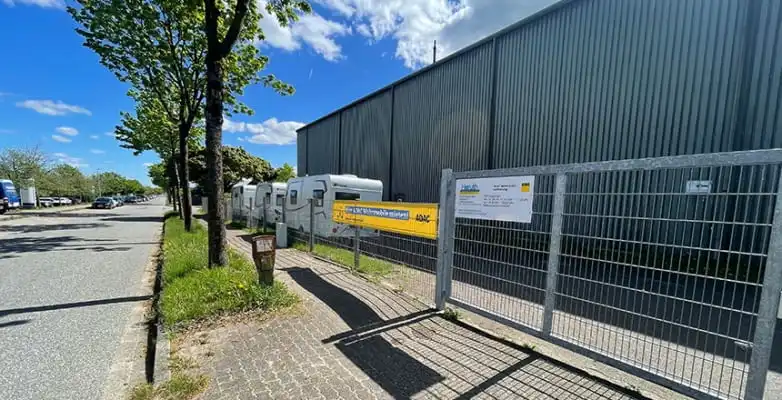 stationsansicht heruth reisemobile in flensburg, adac wohnmobilvermietung