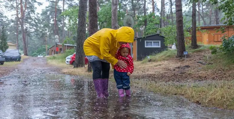 camping bei regen mit kindern