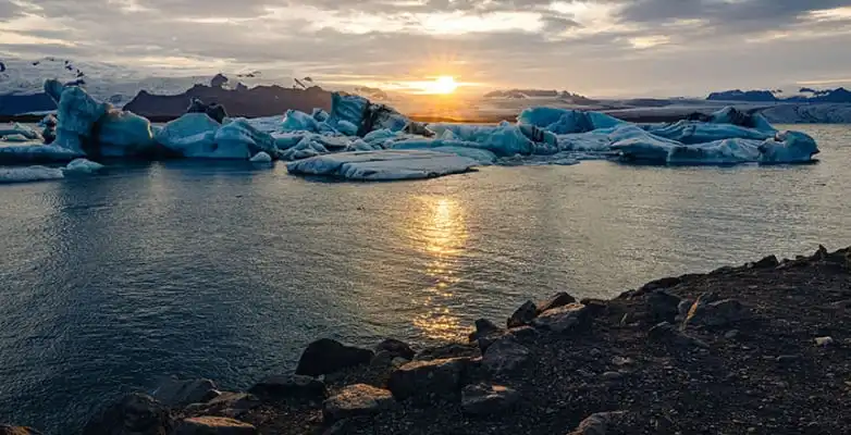 joekulsarlon glacier lagoon island