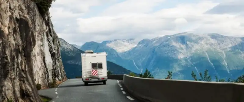 wohnmobil norwegen fotolia 42361820