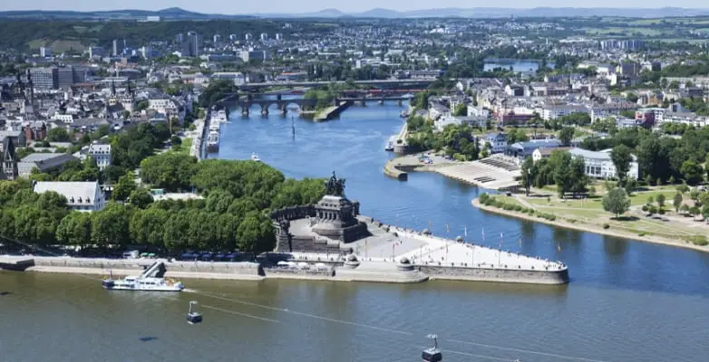Deutsches Eck in Koblenz aus der Luft