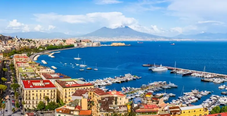 Panorama von der Küste Neapels, Italien
