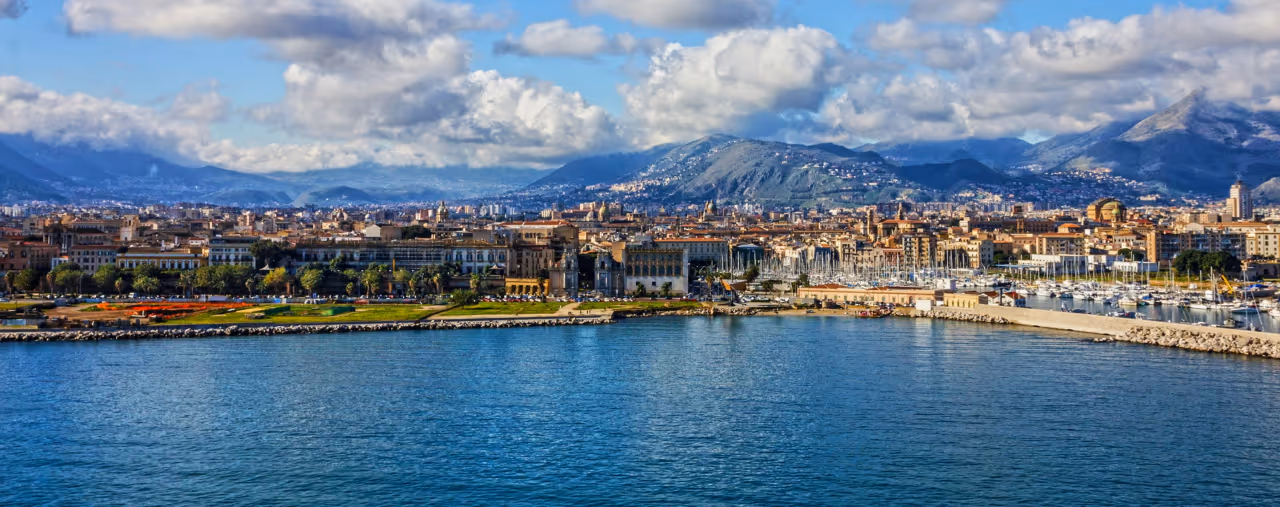 Blick auf die Küste von Palermo, Italien