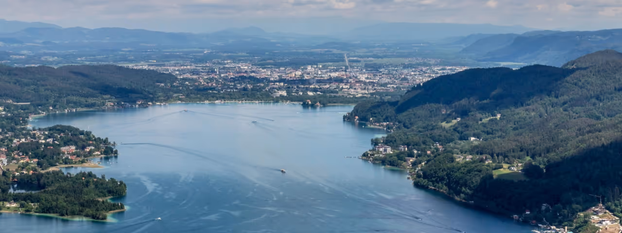 klagenfurt österreich fotolia 84536601