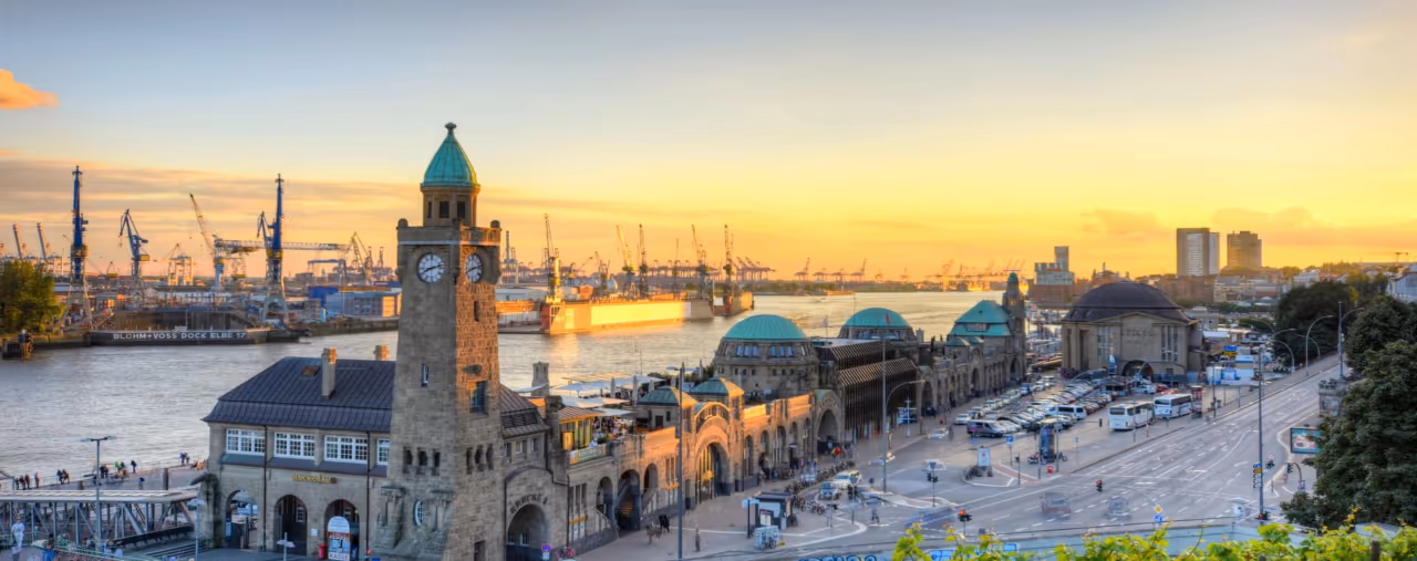 Landungsbrücken in Hamburg