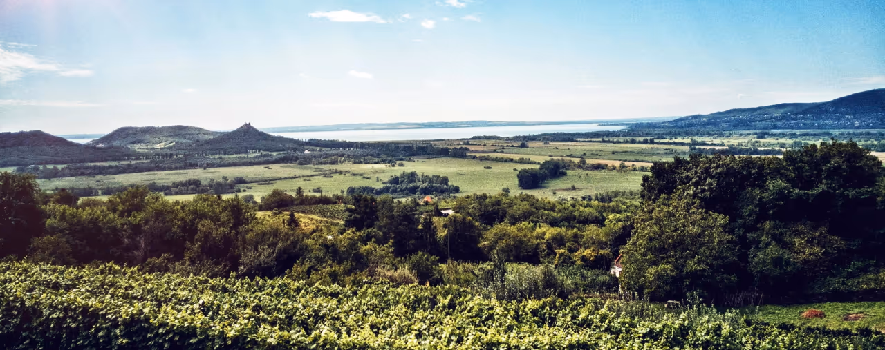 Blick über die Landschaft von Hegymagas, Ungarn