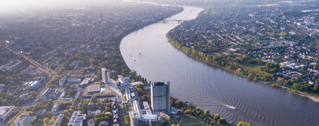 Panoramablick auf Bonn und den Rhein