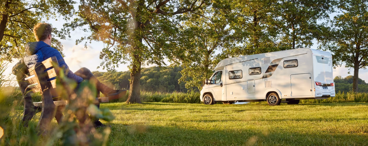 wohnmobil kaufen, grüne wiese hobby wohnmobil