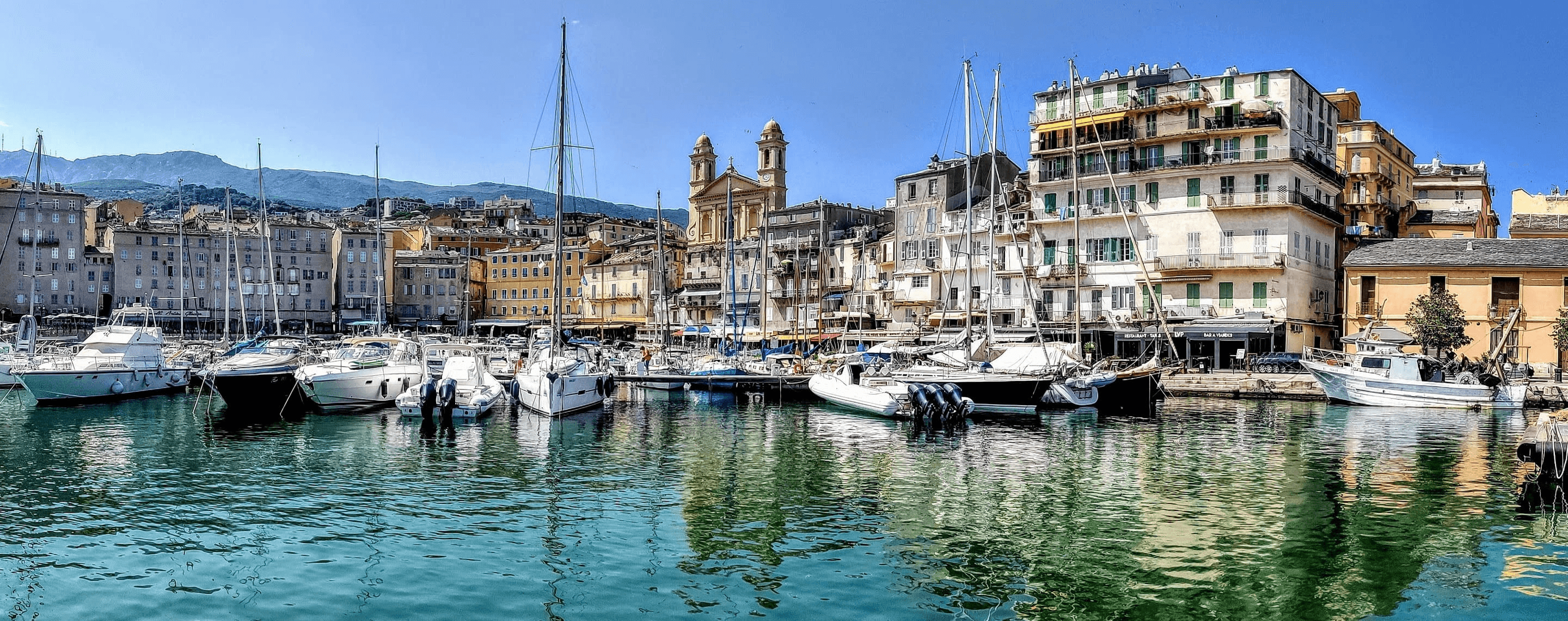 Hafen von Bastia auf der französischen Insel Korsika