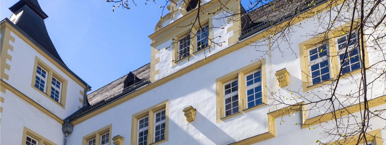 Fassade Schloss Neuhaus in Paderborn