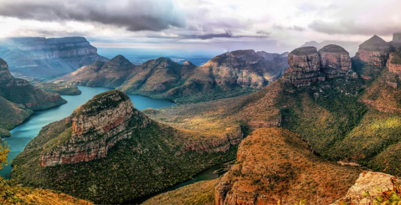 Aussichtspunkt Three Rondavels im Nationalpark Blyde River Canyon in Südafrika